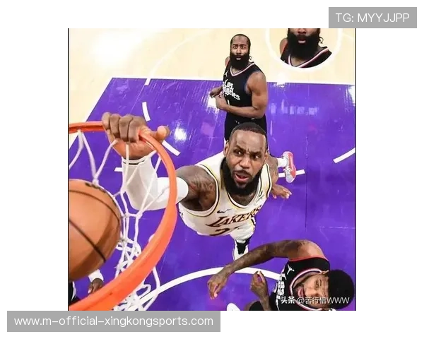 NBA球星隔扣后大吼全场，连观众都被震住