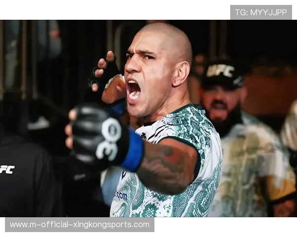 UFC选手站立组合对抗课：掌握站场技巧，成为格斗高手的秘密武器